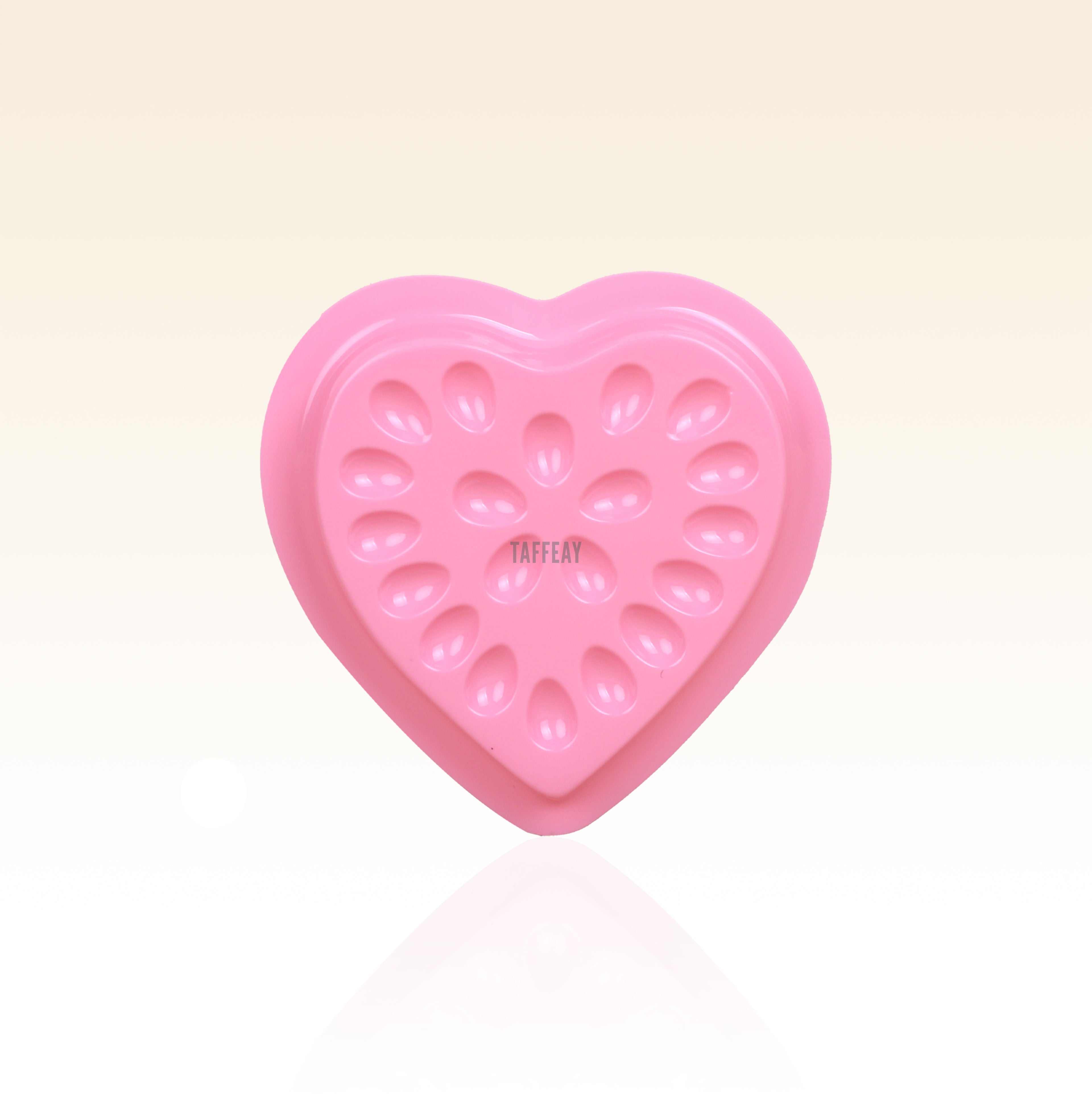 Heart-Shaped Glue Flower Pallet