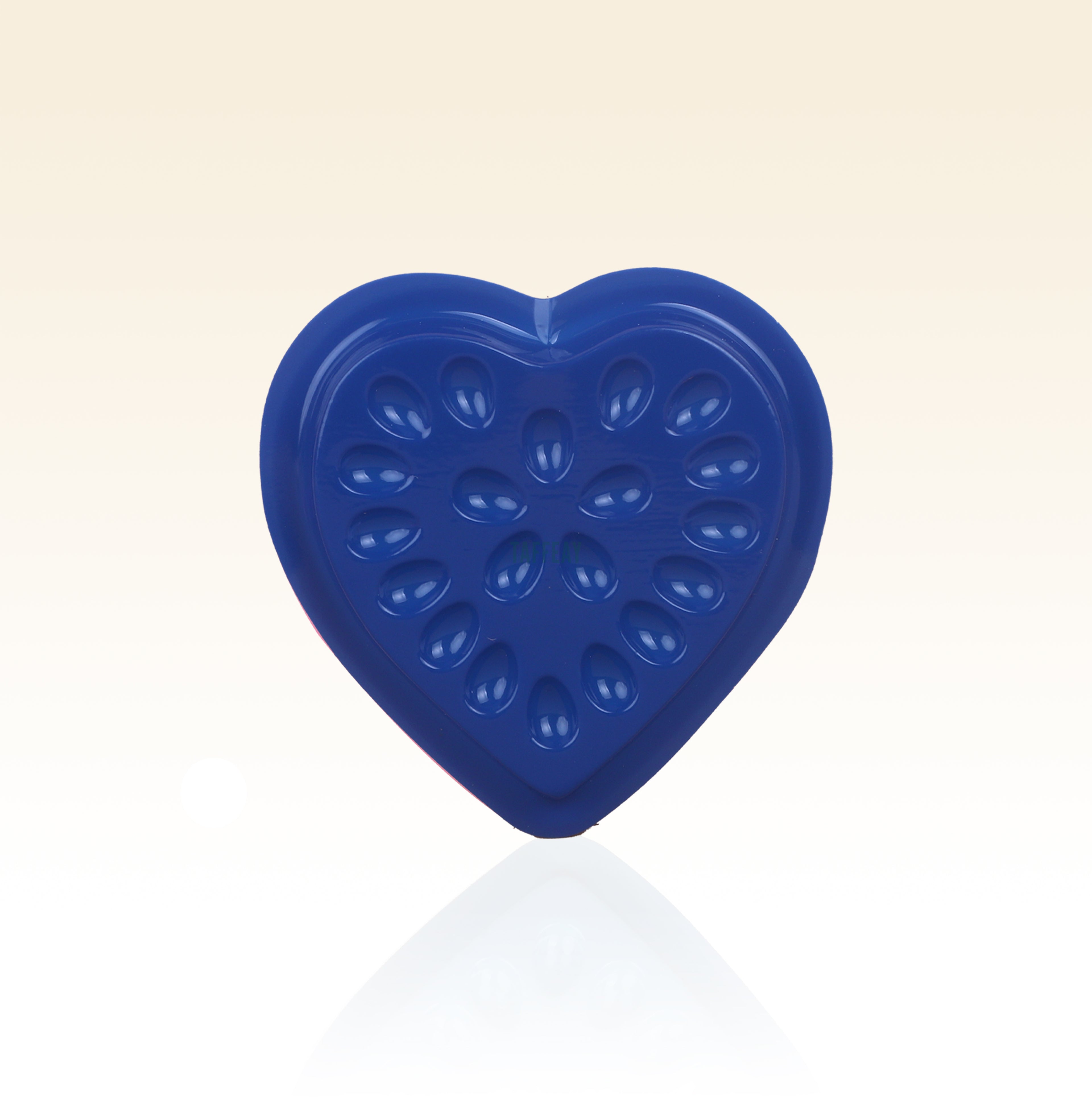 Heart-Shaped Glue Flower Pallet