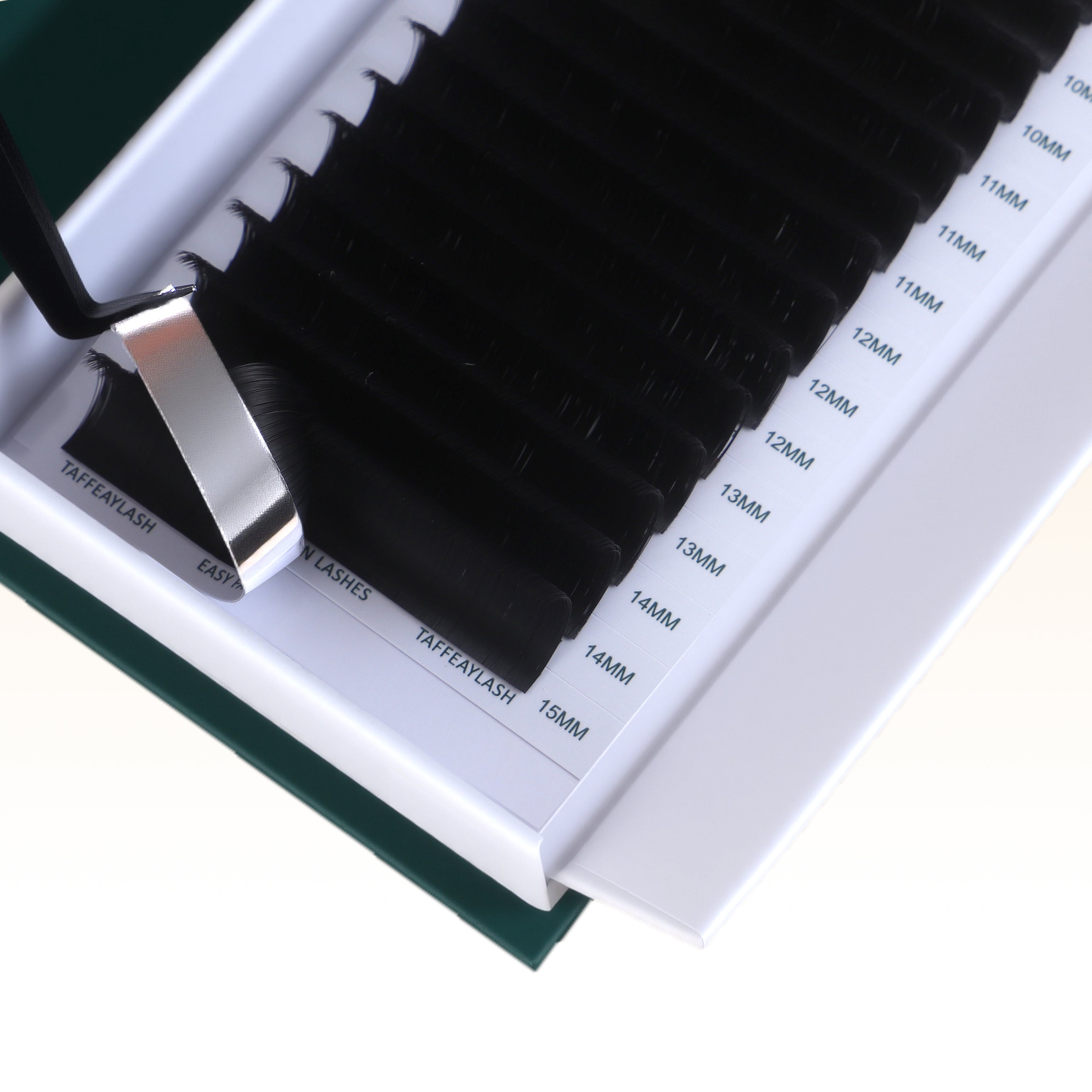 Taffeay Easy Fan Super Matte Black Volume Lashes Extensions (16 Rows)