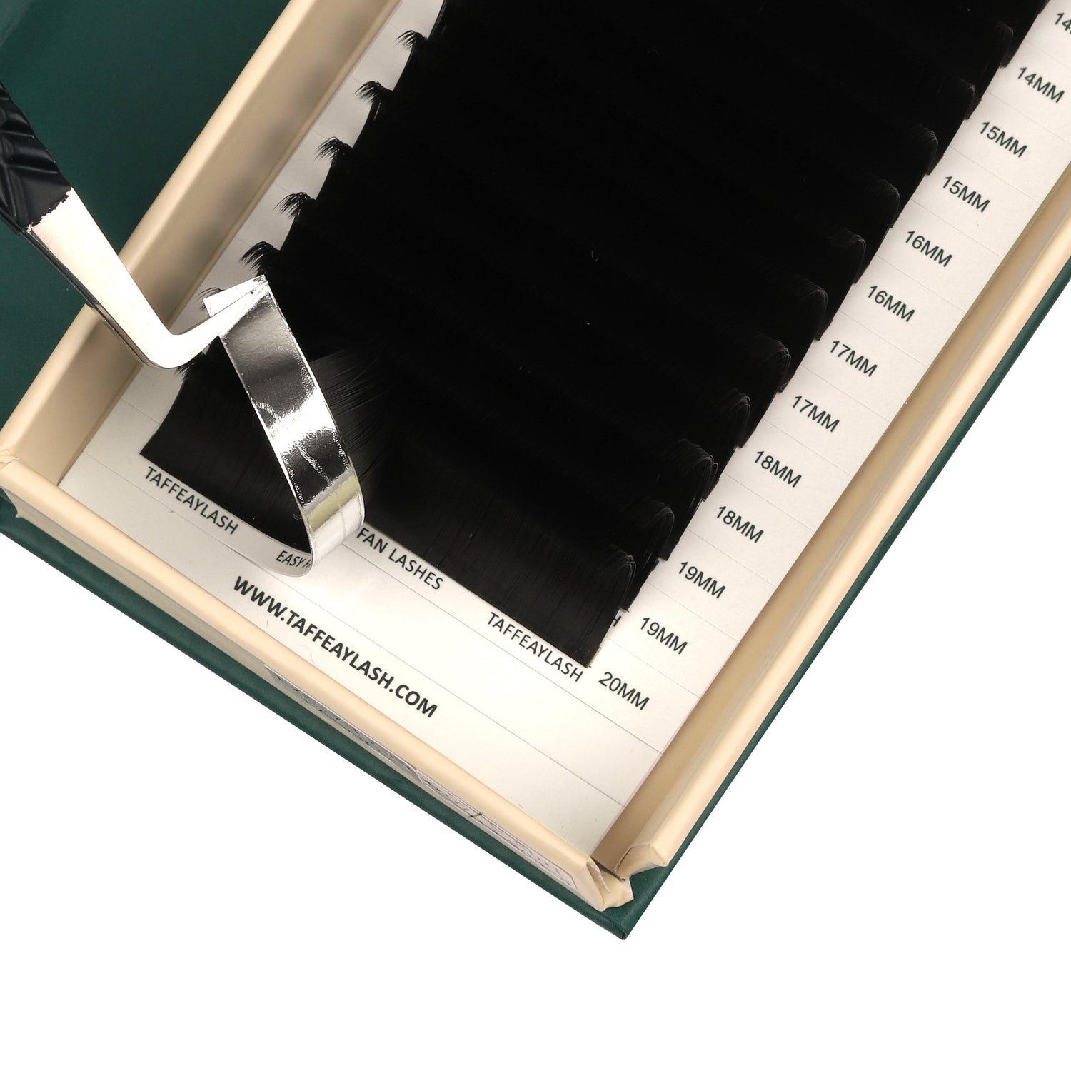 0.03MM Easy Fan Super Matte Black Volume Lashes Extensions (16 Rows)