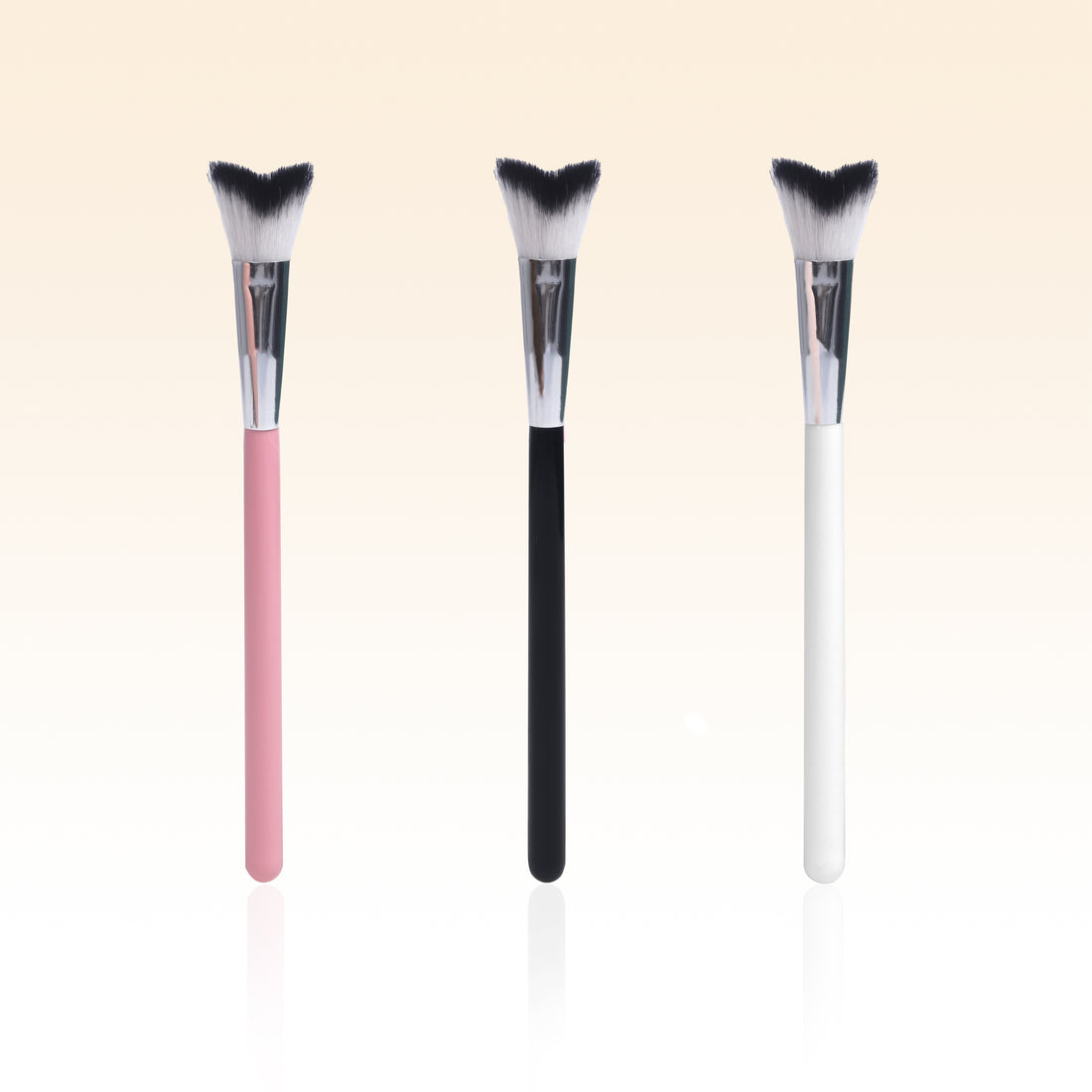 Heart-Shaped Lash Cleansing Brush