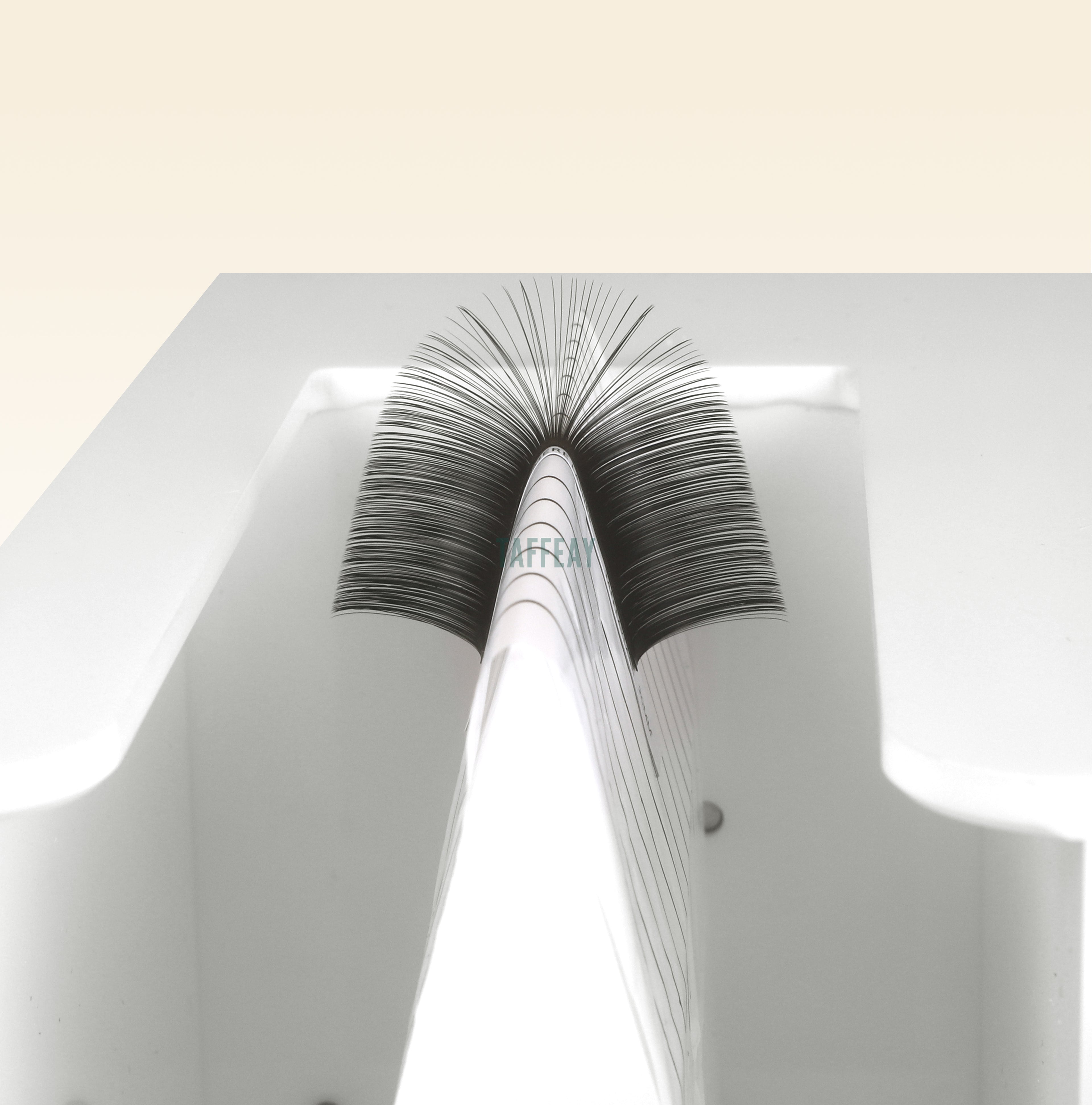 Auto-Fanning Lash Machine with Storage