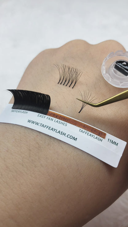 0.05MM Easy Fan Super Matte Black Volume Lashes Extensions (16 Rows)